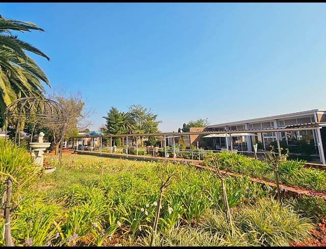 1 BEDROOM RETIREMENT UNIT FOR SALE IN ALBERTVILLE
